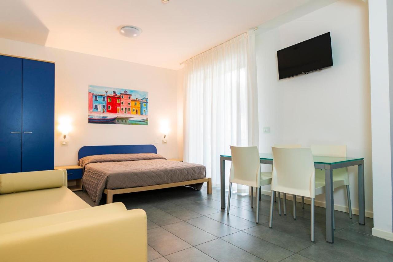 Residence Burano Lido di Jesolo Bagian luar foto